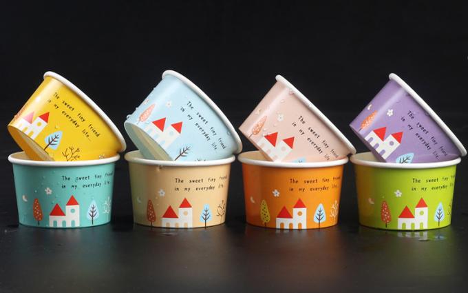 Branded 4-Scoops Ice Cream Cups With Lids and Spoons
